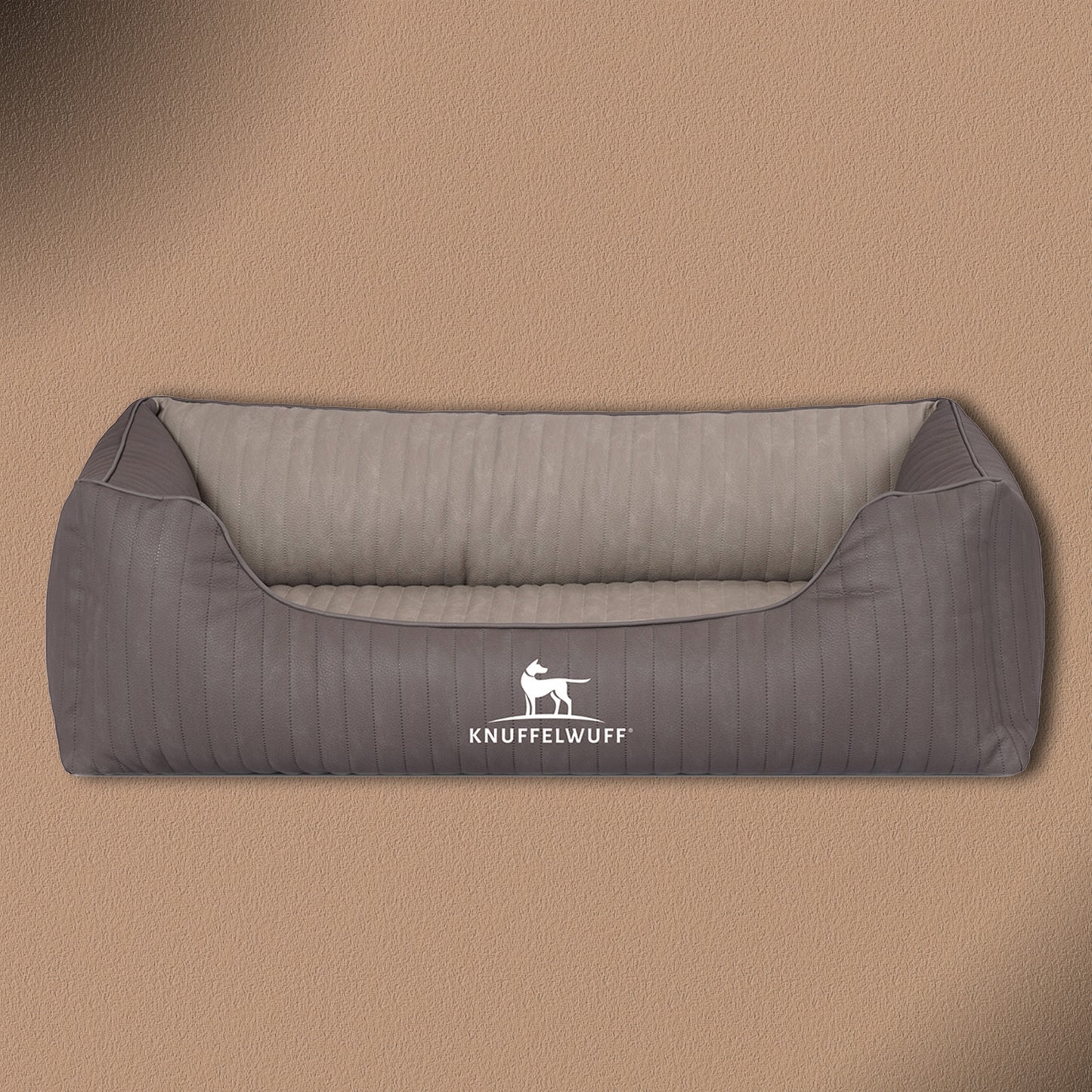 Knuffelwuff Orthopädisches Hundebett Outlander aus laser-gestepptem Kunstleder